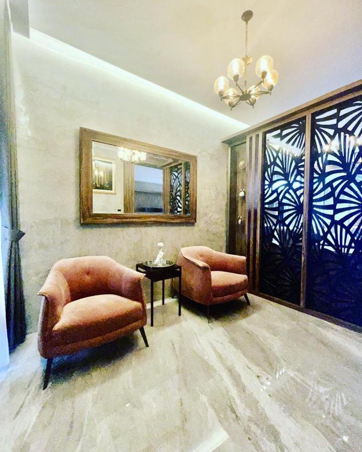 バンドゥン Radja House Cipaku Indahヴィラ エクステリア 写真