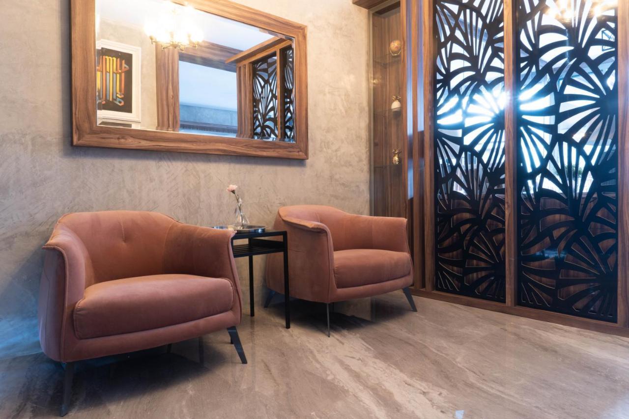 バンドゥン Radja House Cipaku Indahヴィラ エクステリア 写真